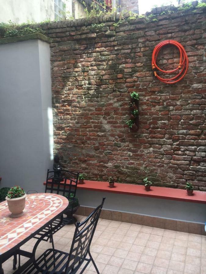 フェラーラNell'Antico Ghetto Ebraicoアパートメント エクステリア 写真