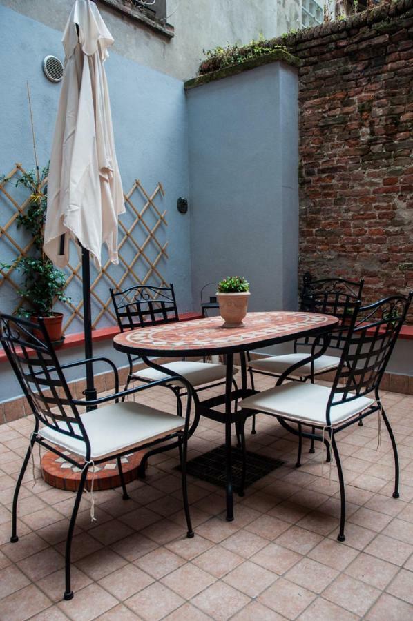 フェラーラNell'Antico Ghetto Ebraicoアパートメント エクステリア 写真